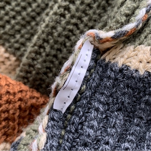 SHEIN Lune Drop Shoulder Crew Next Knit Sweater - Picture 10 of 11